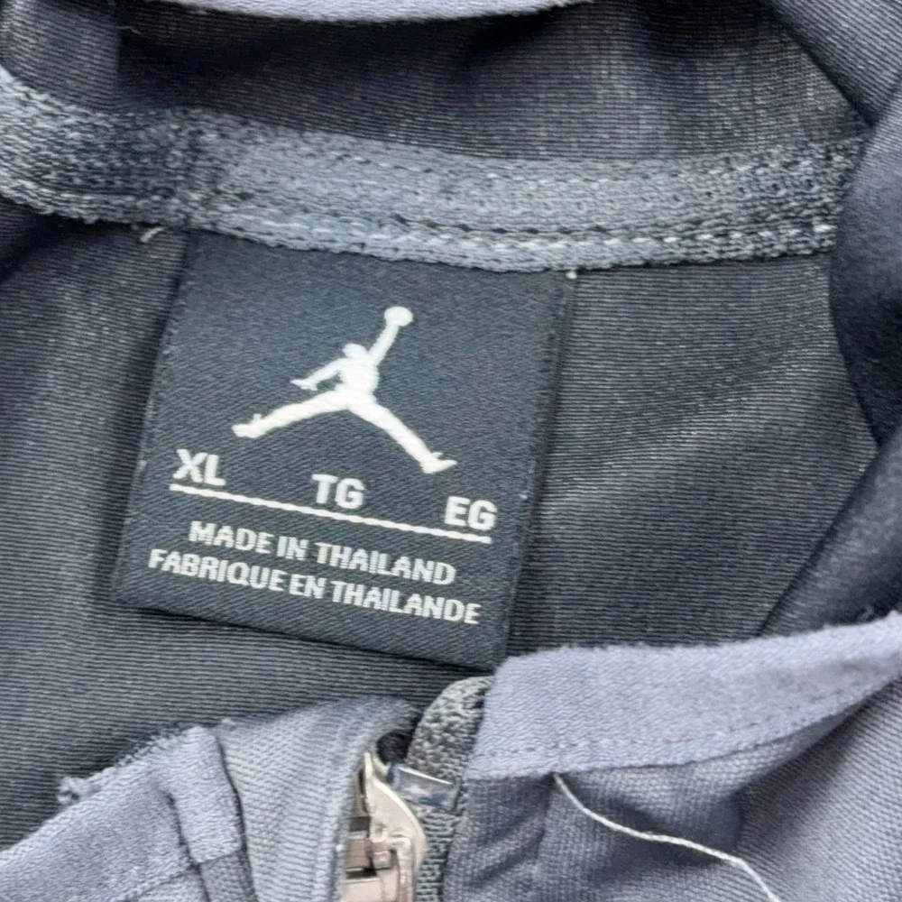 Jordan includes item